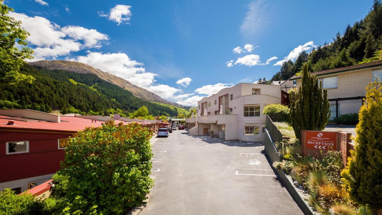 Cranbury Court Apartments Queenstown Bagian luar foto