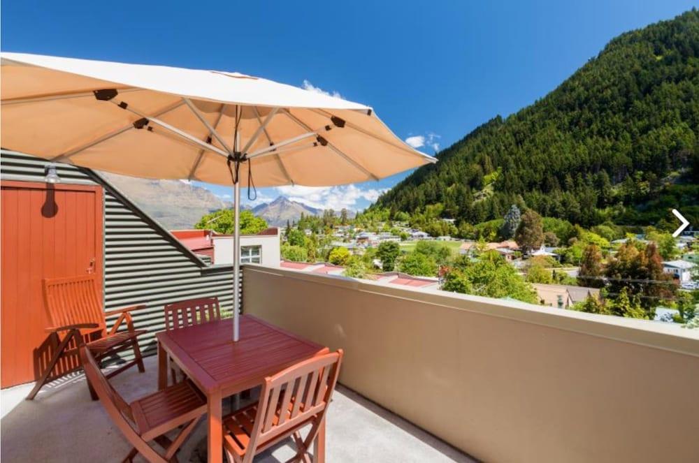 Cranbury Court Apartments Queenstown Bagian luar foto